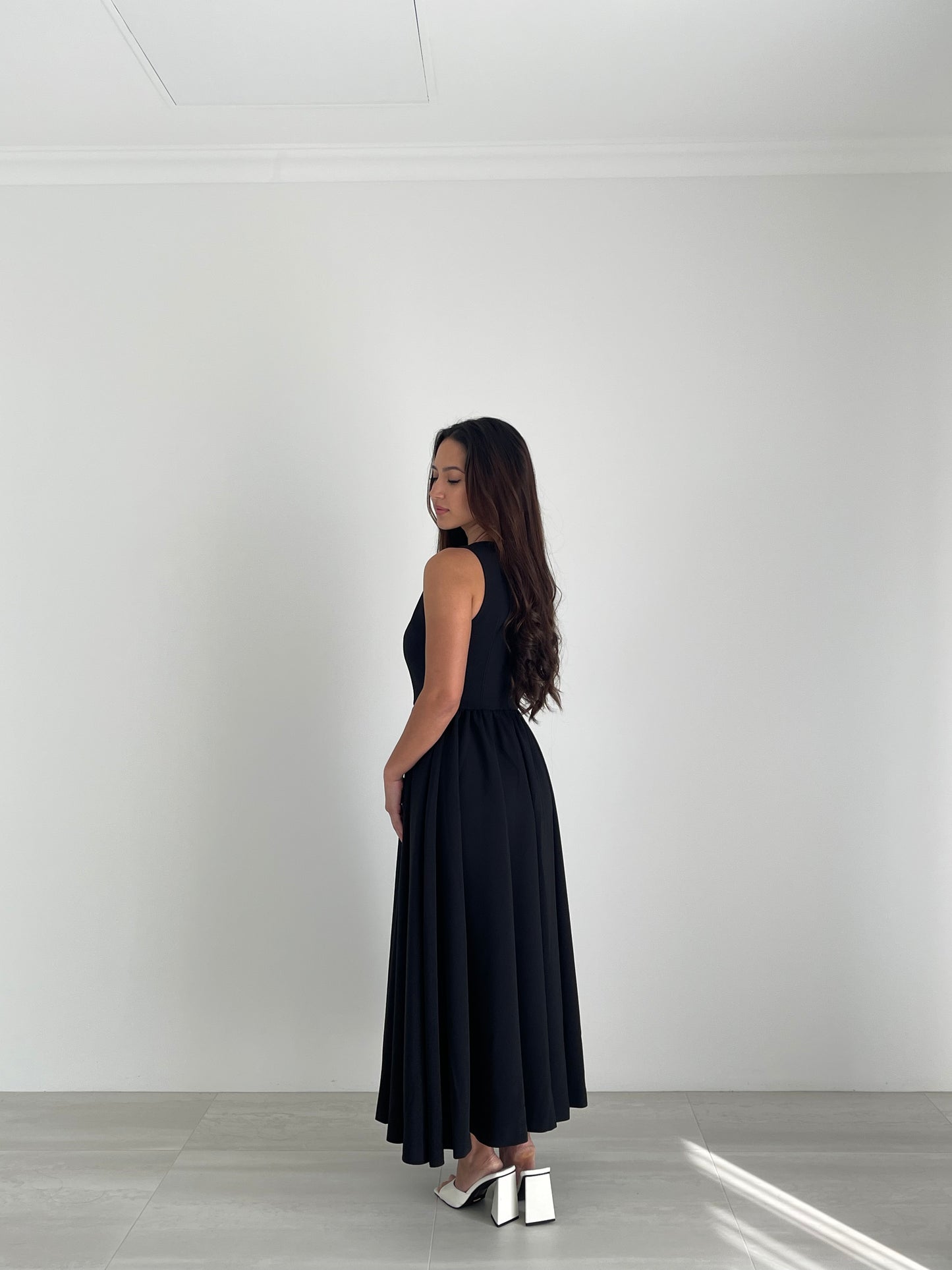 Arimia Midi Dress